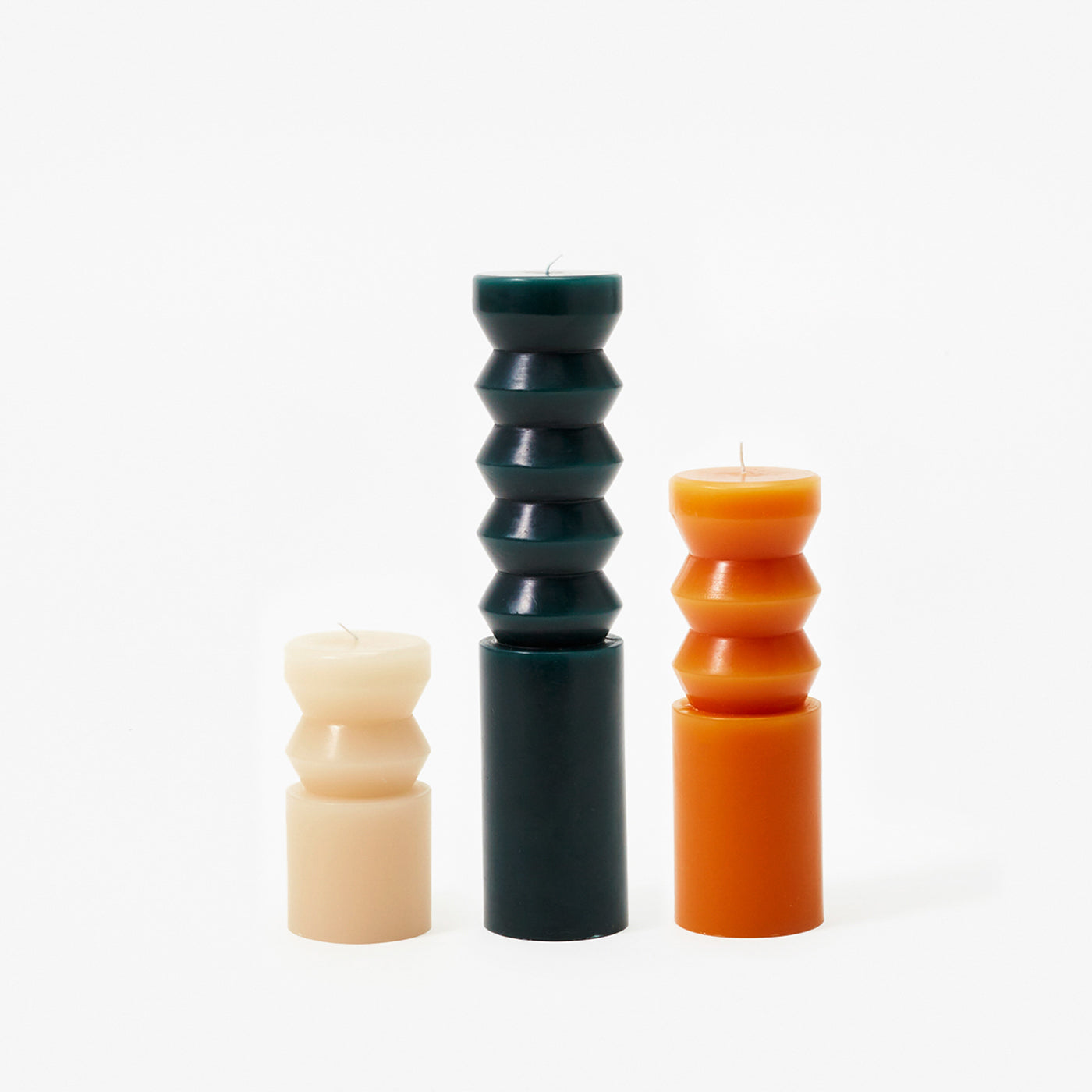 The Modern Totem Candle view 3