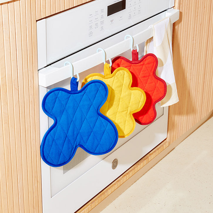 Design Story: Serving Friends Pot Holders